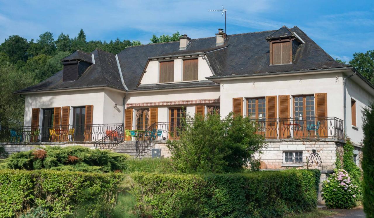 Bed and Breakfast Le Curieux De Conques Saint-Cyprien-sur-Dourdou Exterior foto