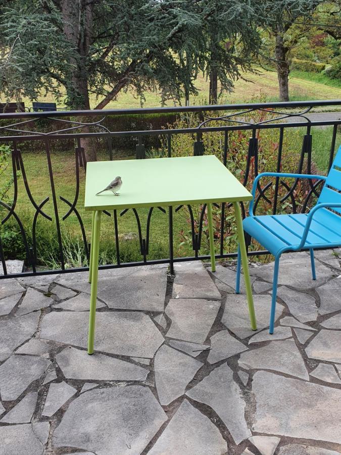 Bed and Breakfast Le Curieux De Conques Saint-Cyprien-sur-Dourdou Exterior foto