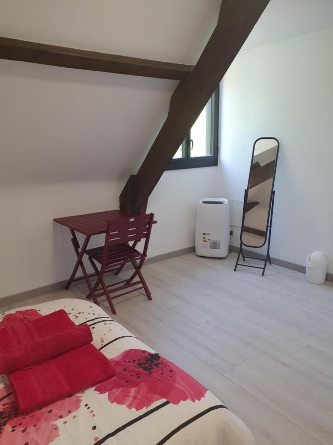 Bed and Breakfast Le Curieux De Conques Saint-Cyprien-sur-Dourdou Exterior foto